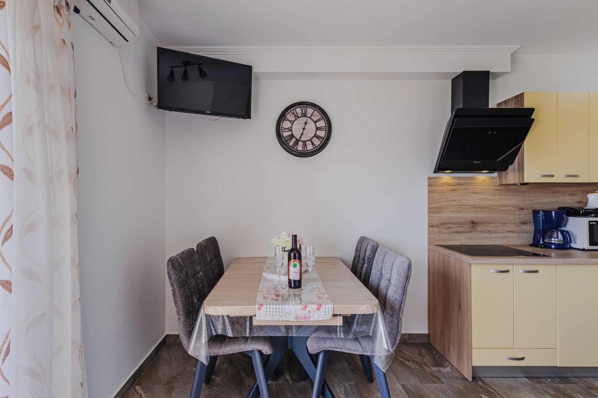 Apartments Rose Чижичи Экстерьер фото