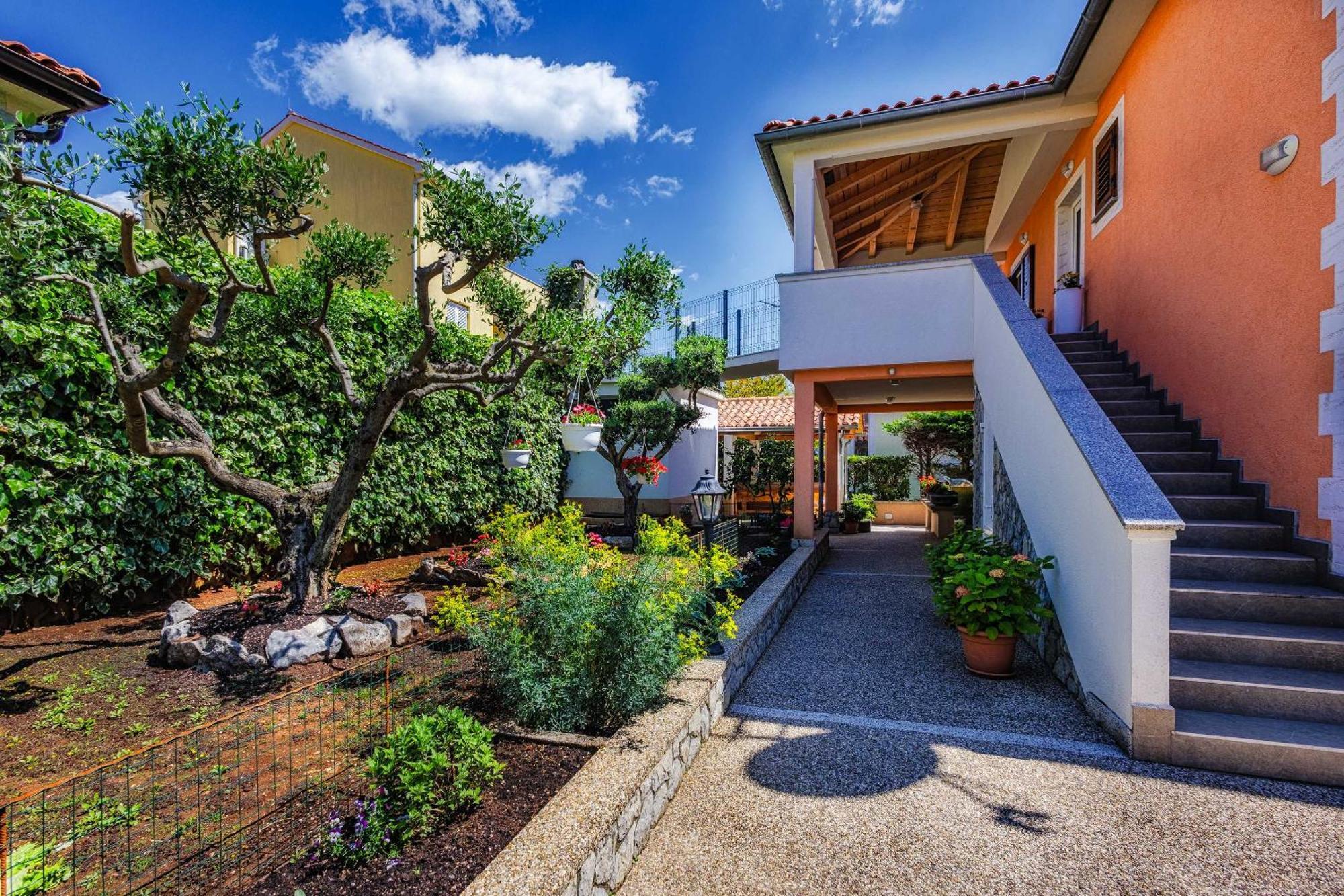 Apartments Rose Чижичи Экстерьер фото